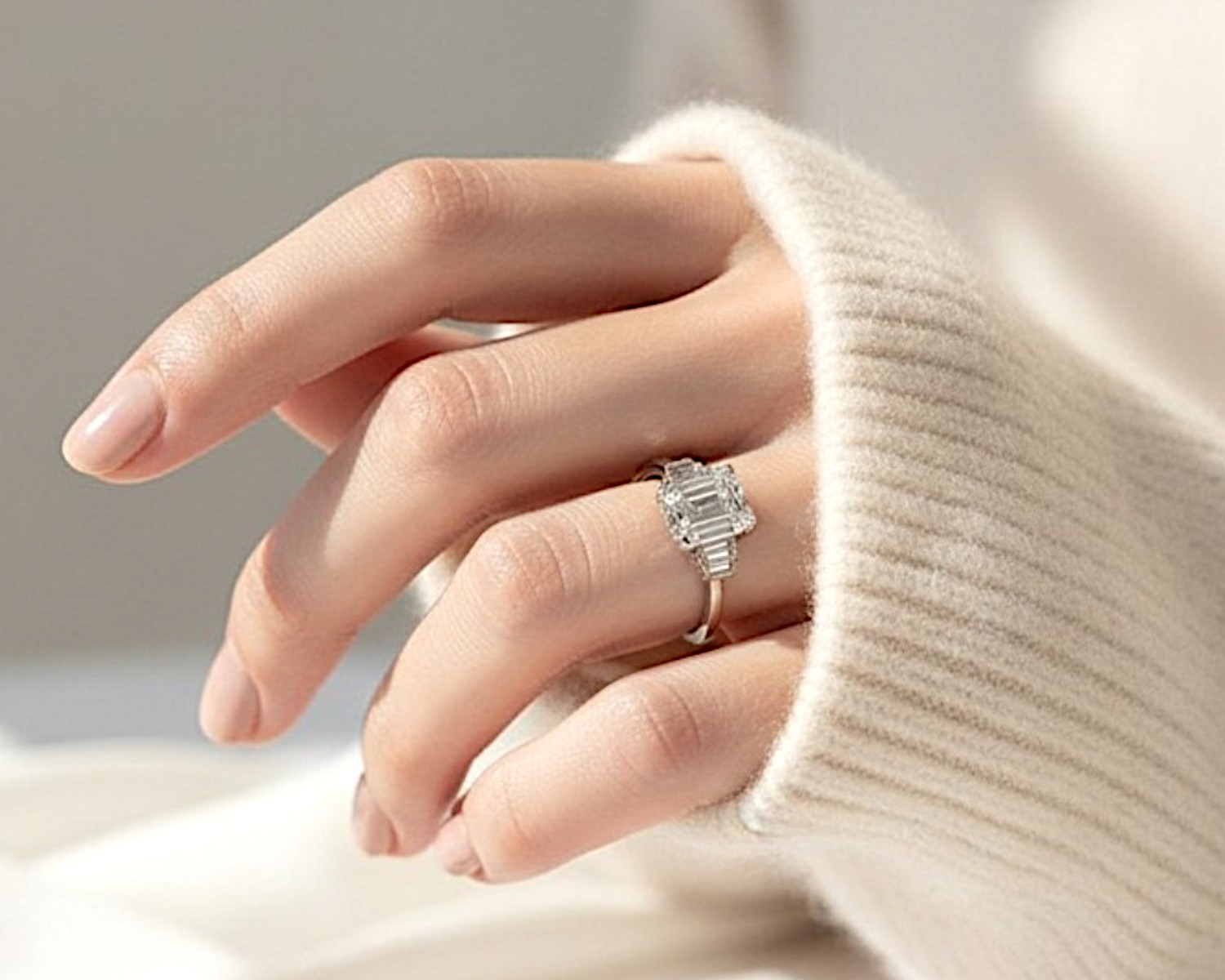 2.83ct lifestyle (2)