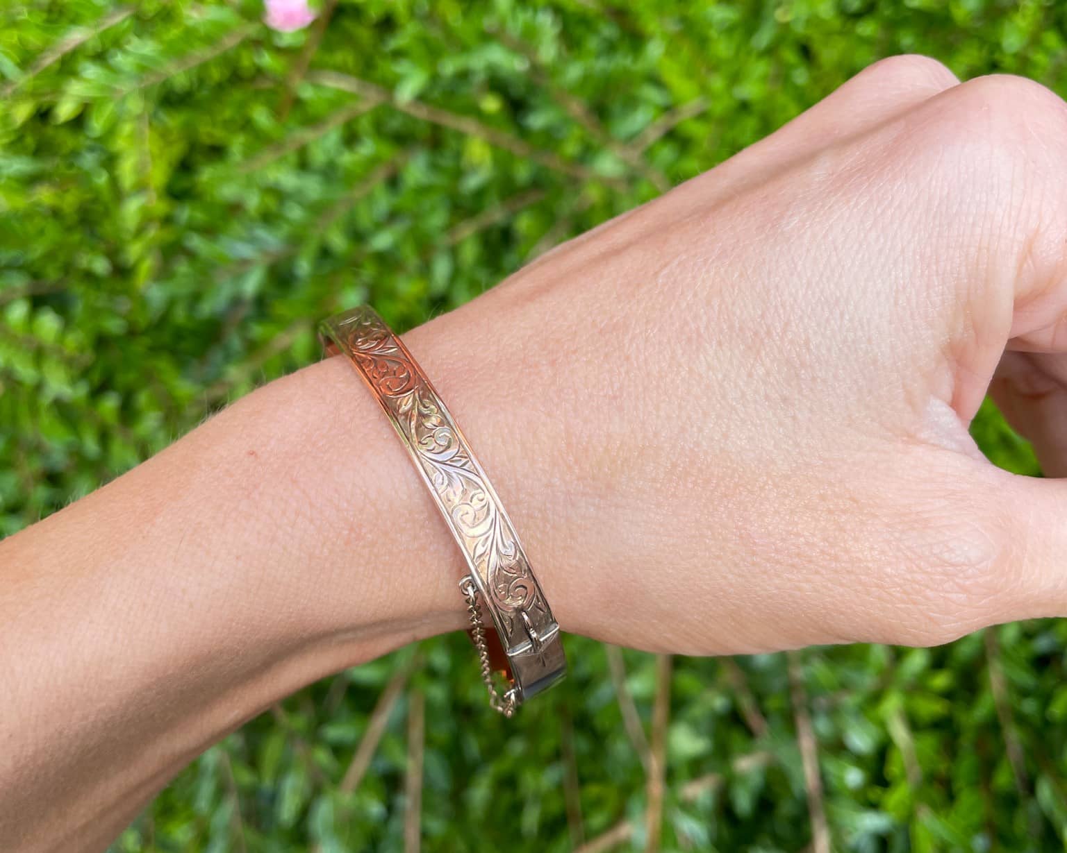 Edwardian-rose-gold-bangle-5.jpg