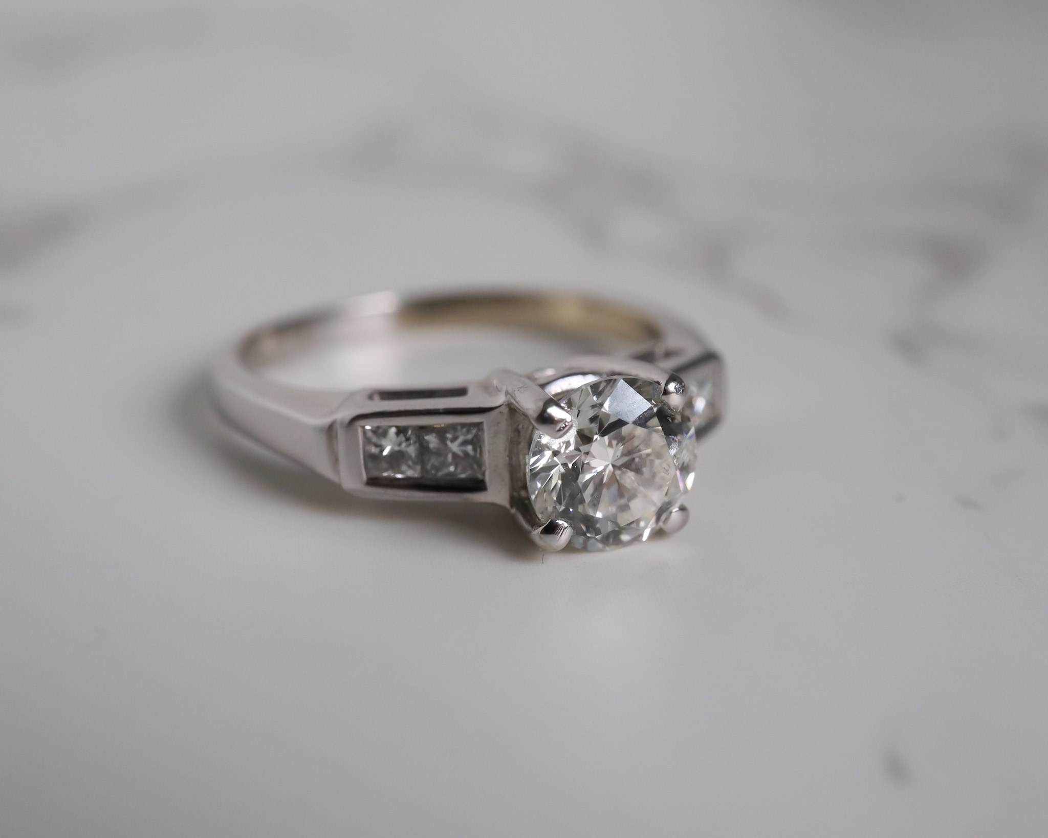 Vintage diamond solitaire ring approx 1ct diamond for sale in Leeds, Yorkshire