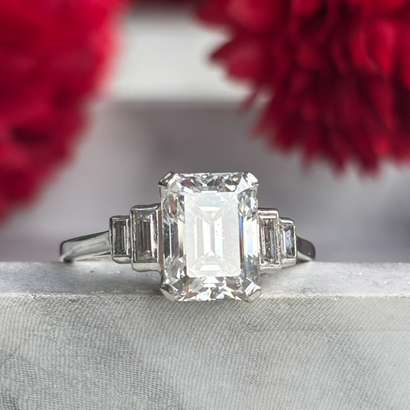 art deco emerald cut diamond ring in platinum 2.83ct centre stone