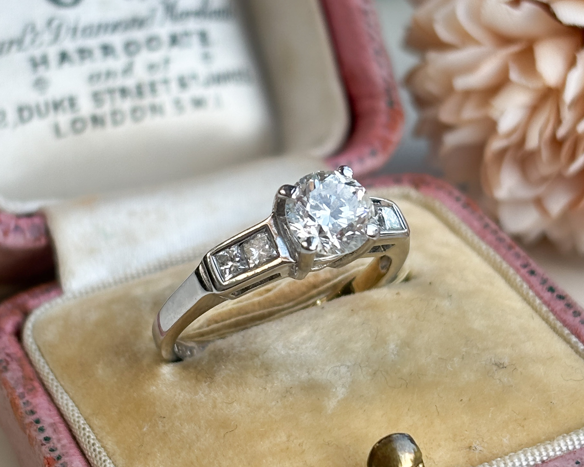 vintage diamond solitaire ring 1ct brilliant cut, diamond shoulders in 18ct white gold