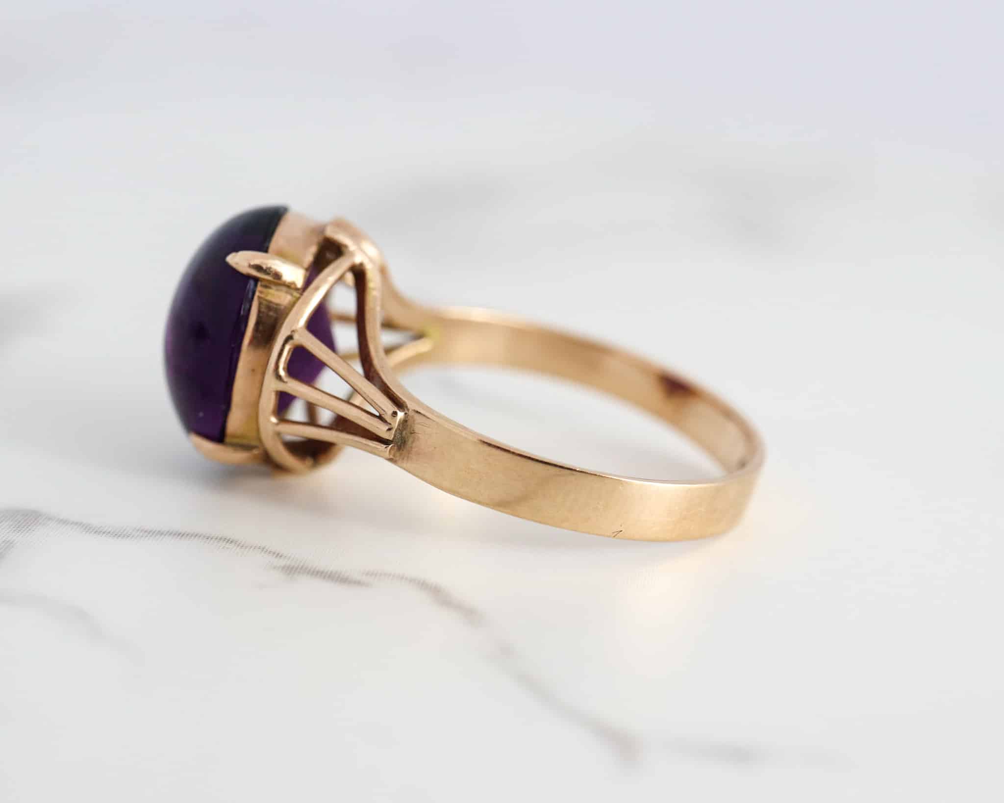 amethyst-cabochon-ring-3.jpg