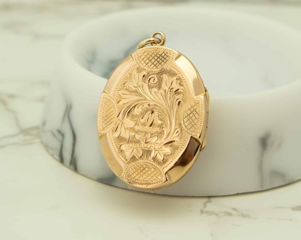 antique-oval-locket.jpg