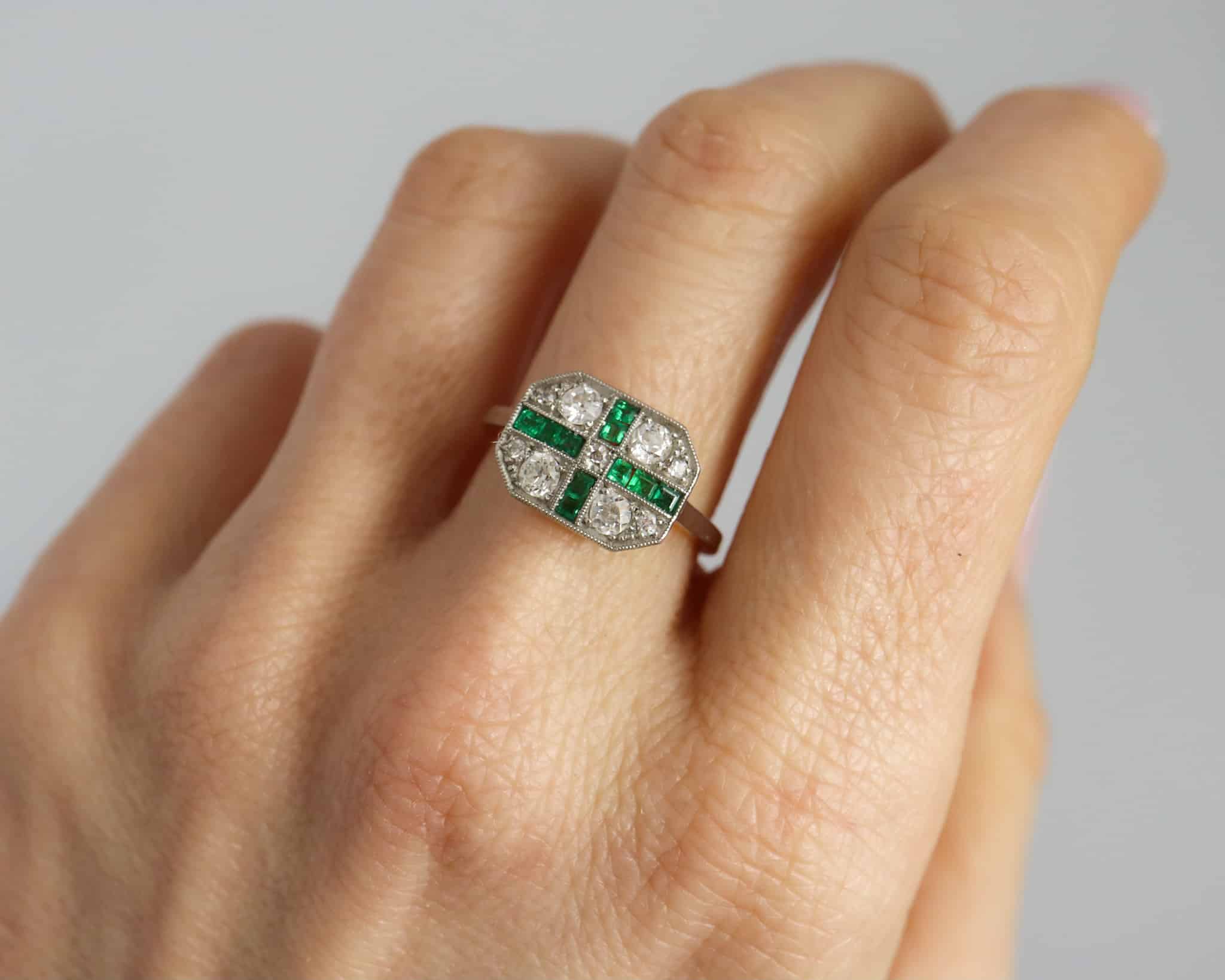 art-deco-emerald-cross-ring-9.jpg