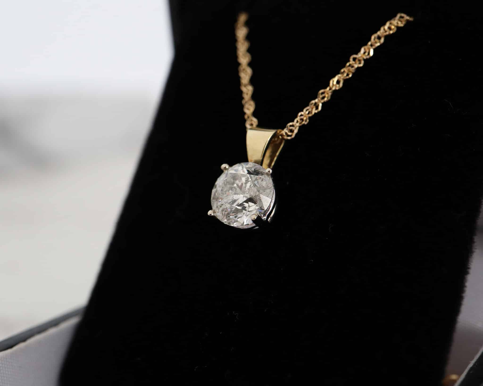 diamond-solitaire-pendant-1.23ct-5.jpg