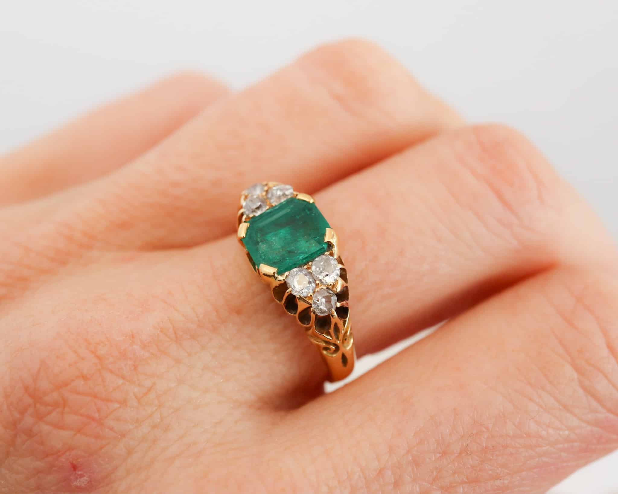 edwardian-emerald-ring-9.jpg