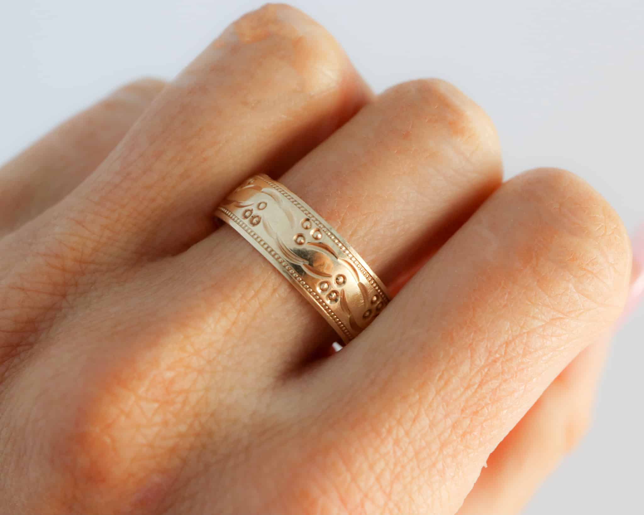 fancy-gold-band-4.jpg