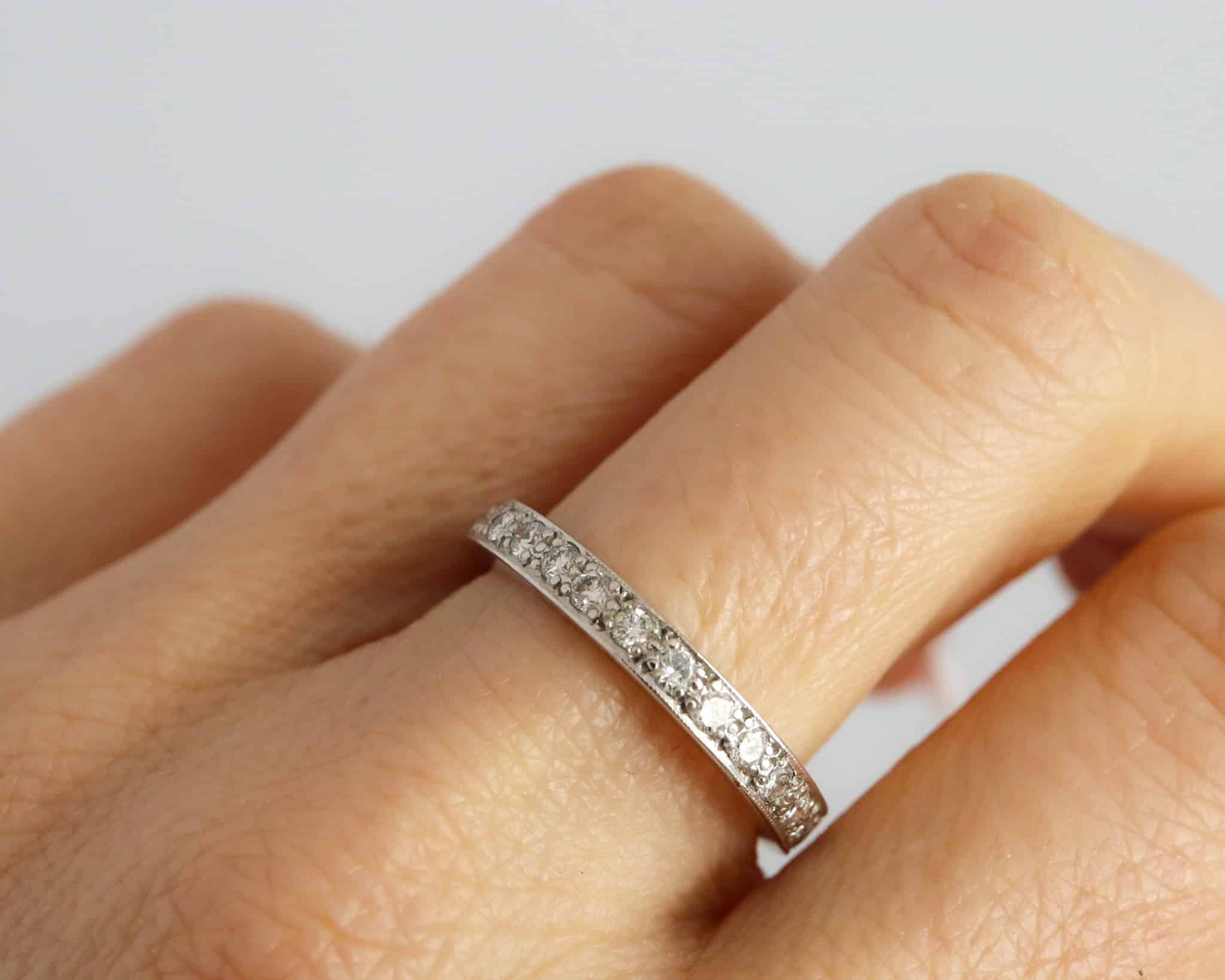 full-eternity-band-2.jpg