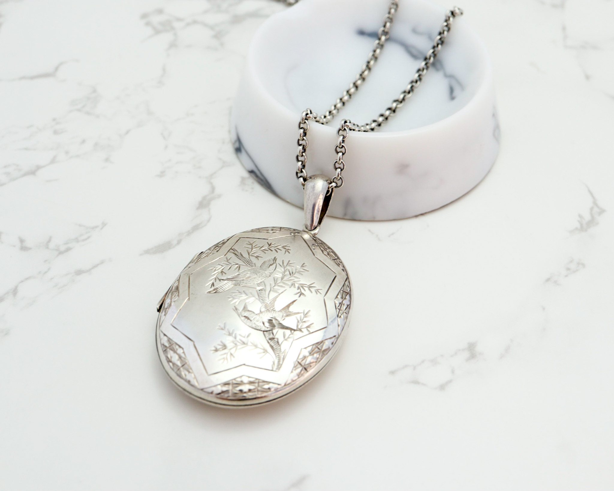 large-silver-locket-3-1.jpg