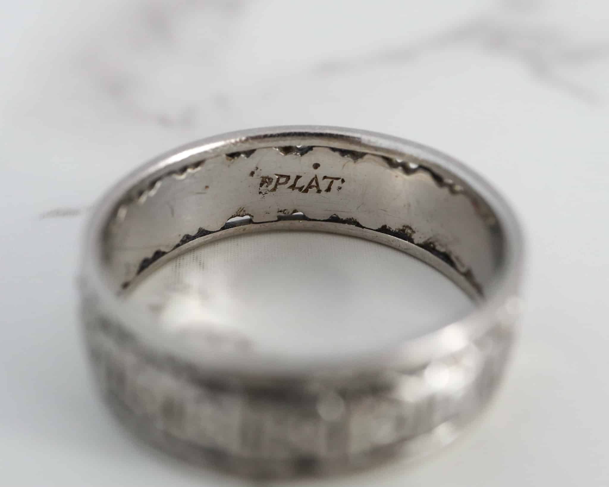 platinum-wedding-band-5.jpg