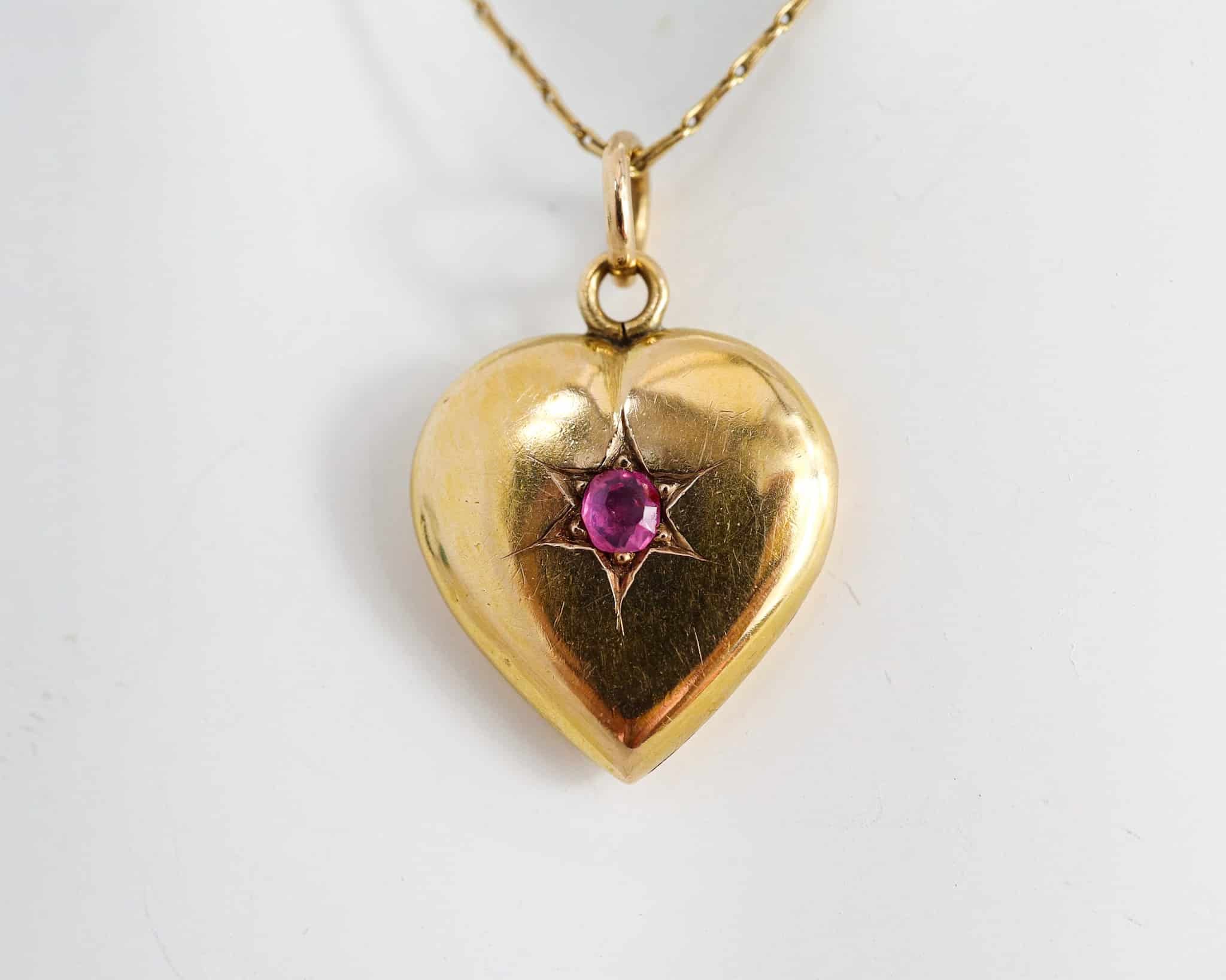 ruby-heart-pendant5-4.jpg