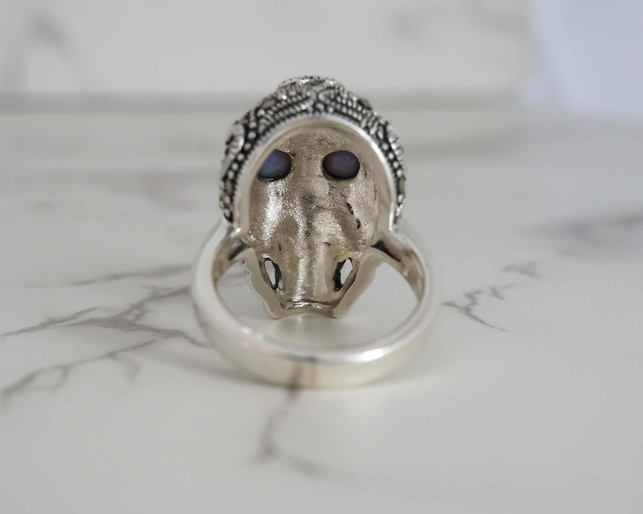 silver-opal-skull-ring-4.jpg