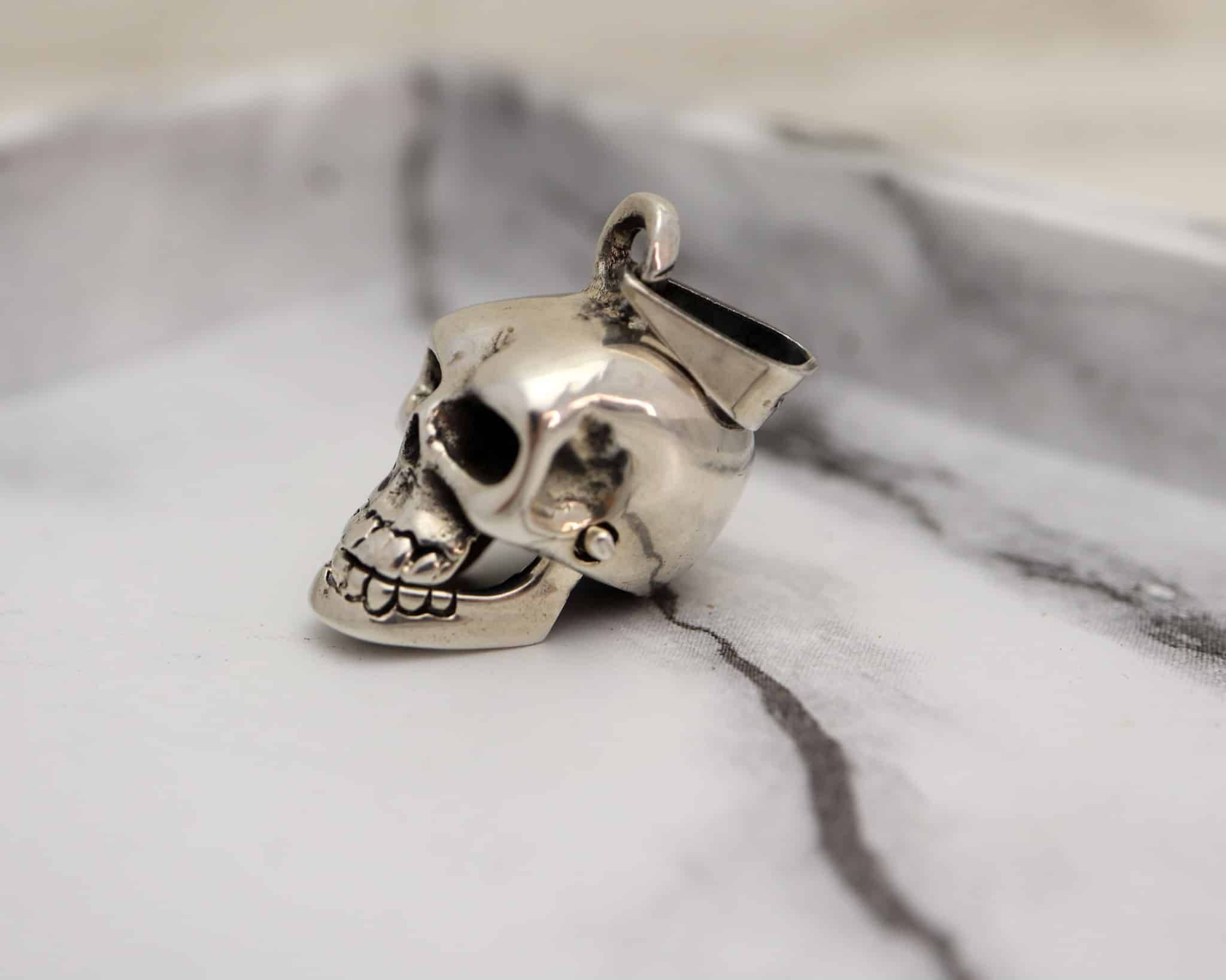 skull-pendant-2.jpg