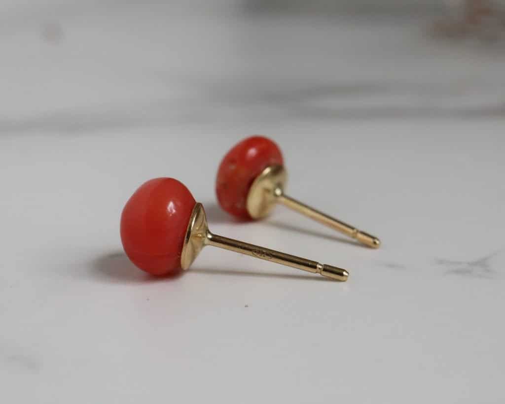 antique-coral-stud-earrings-3-1024×820