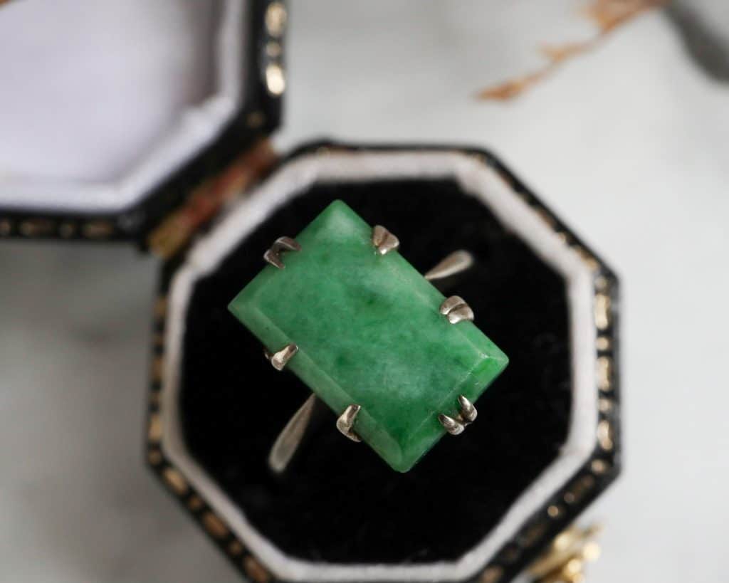 antique-jade-ring-7-1024×819