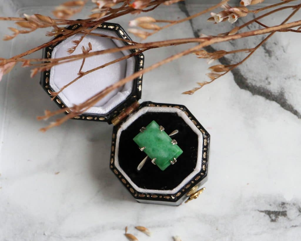 antique-jade-ring-8-1024×819