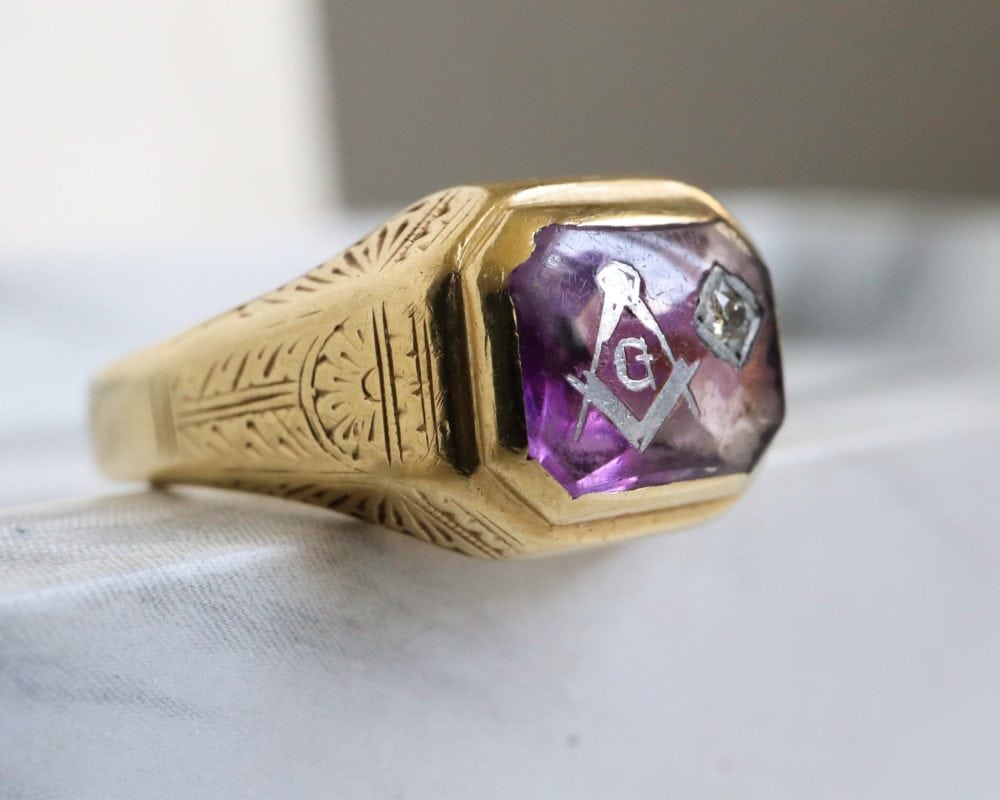antique masonic ring circa 1930s, amethyst and diamond with square and compass