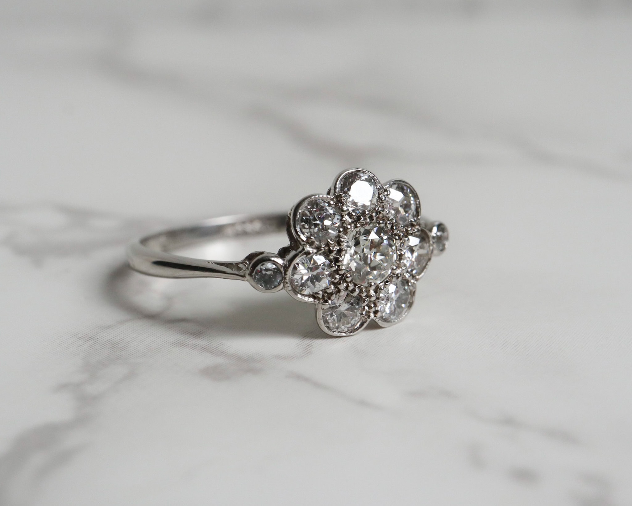 antique diamond daisy ring circa 1930s 1ct diamond weight for sale in Leeds, Yorkshire