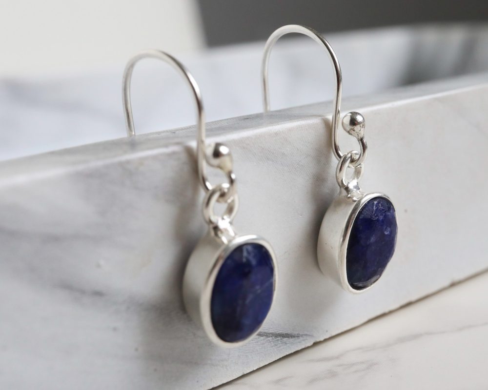 Silver and sapphire modern pair of earrings for sale