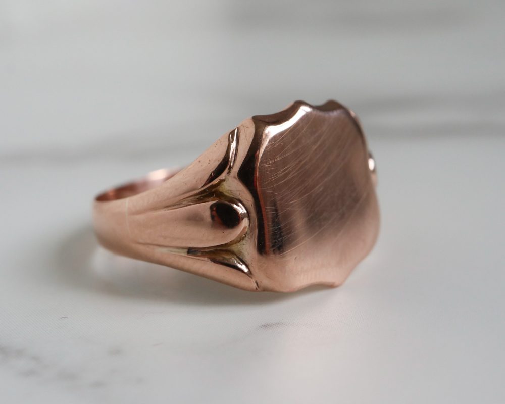 IMG_3388 (1) Antique 9ct rose gold signet ring dated Chester 1907 for sale in Leeds, Yorkshire