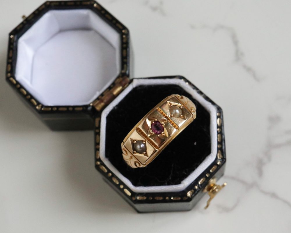 Edwardian ruby and pearl gypsy ring in 18ct yellow gold for sale in Leeds, Yorkshire