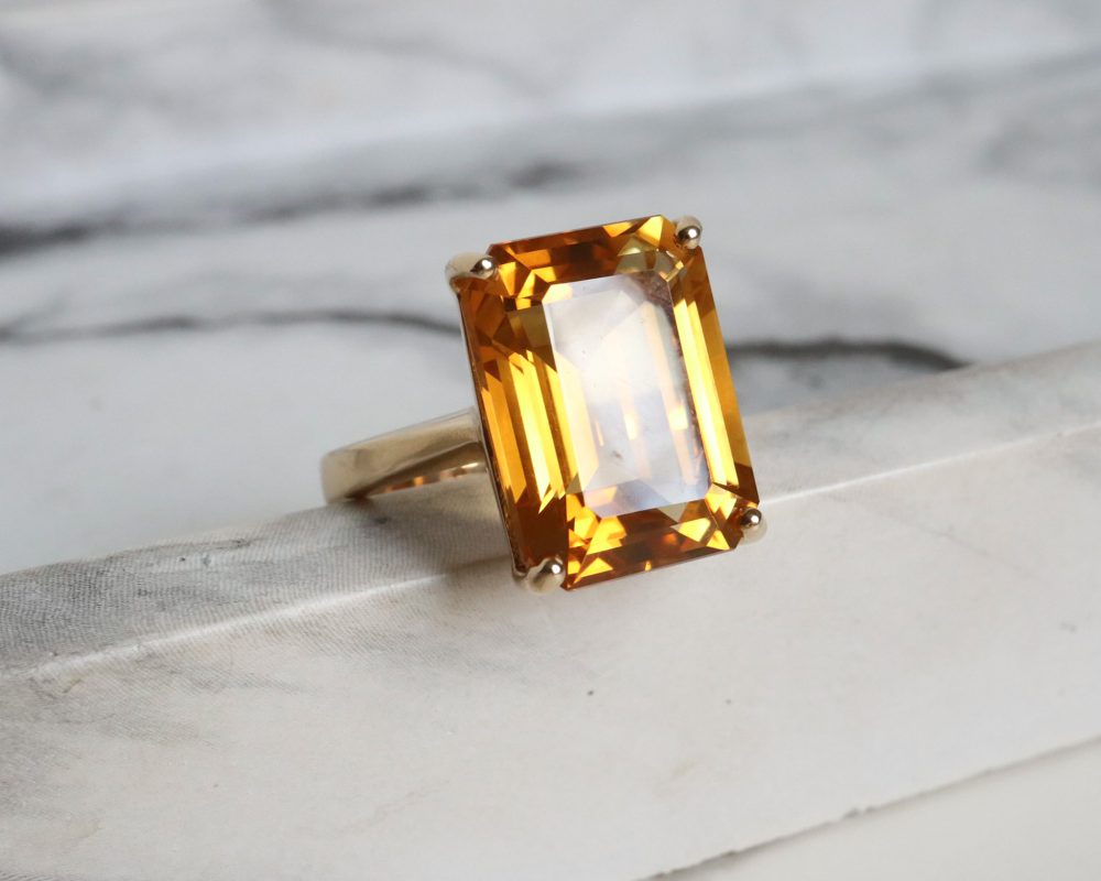 Modern 9ct gold and citrine ring for sale in Leeds, Yorkshire