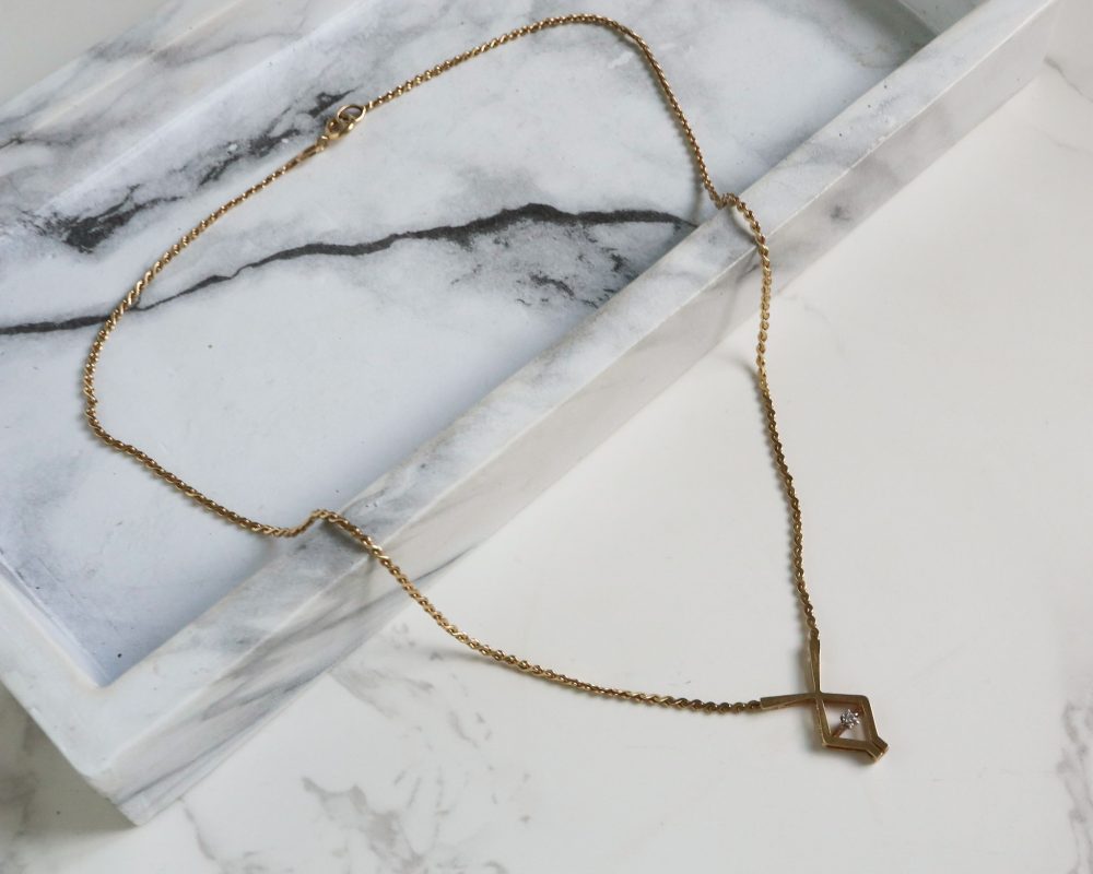 Vintage 9ct gold and diamond necklace for sale in Leeds, Yorkshire