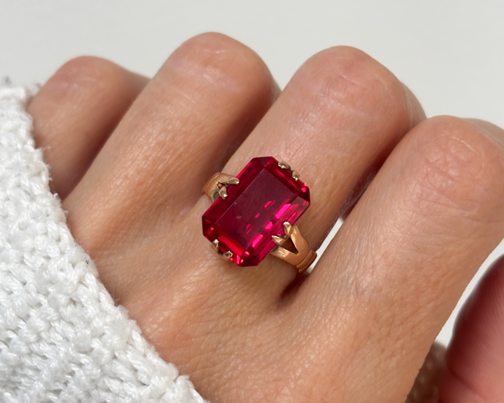 antique 9ct gold and red stone statement ring for sale in Leeds, shown on woman's hand