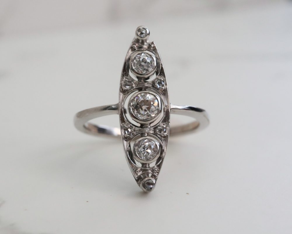 Art Deco diamond ring with approx 1ct old cut diamonds in vertical setting for sale in Leeds, Yorkshire