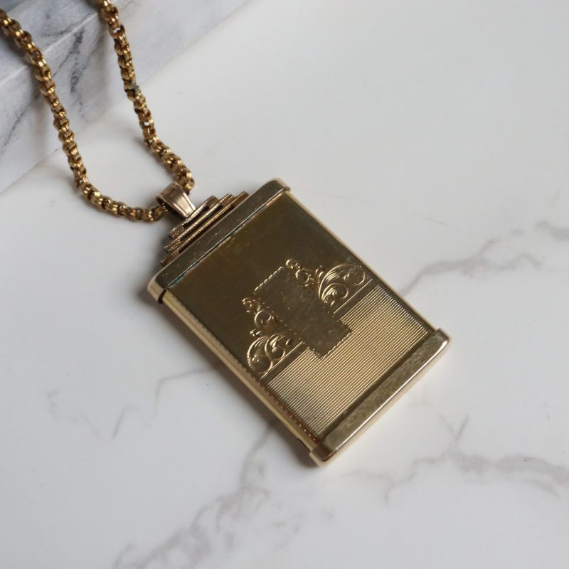 Antique Art Deco locket and 9ct gold chain for sale in Leeds, Yorkshire
