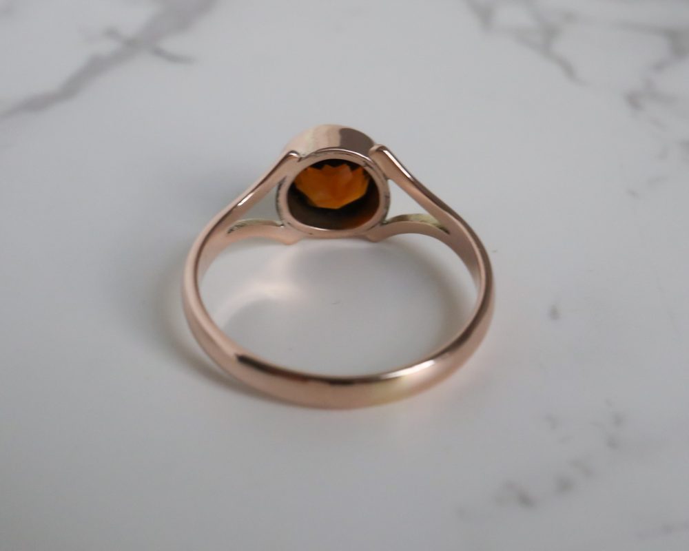 Vintage citrine ring in 9ct yellow gold for sale in Leeds, Yorkshire