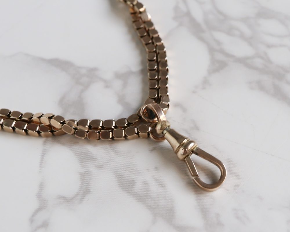 Antique Victorian muff chain in 9ct gold for sale in Leeds, Yorkshire