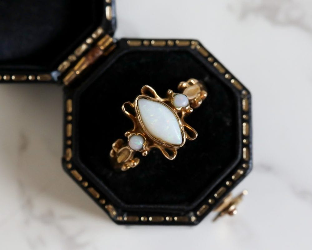 Vintage 9ct gold and opal ring for sale in Leeds, Yorkshire