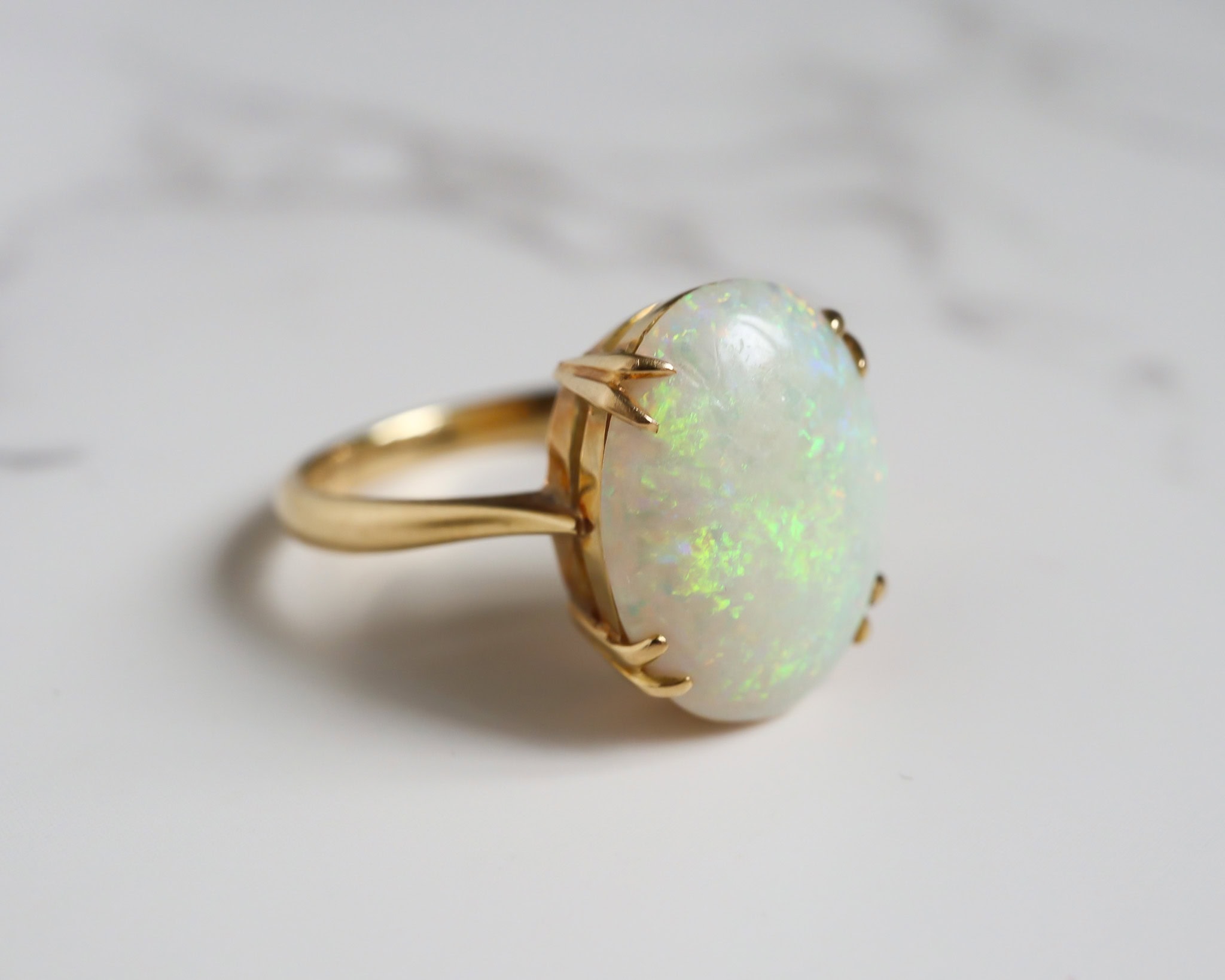 Antique opal ring circa 1920s set in 18ct yellow gold for sale in Leeds, Yorkshire