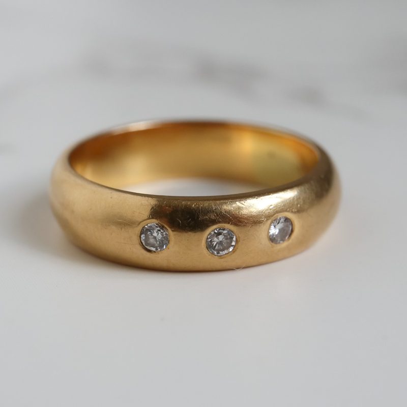 Antique 22ct yellow gold and old cut diamond wedding ring for sale in Leeds, Yorkshire