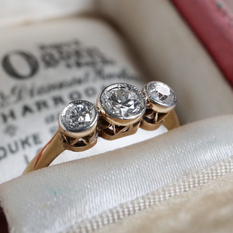 Antique 1920s three stone diamond ring in 18ct gold and platinum for sale in Leeds, Yorkshire