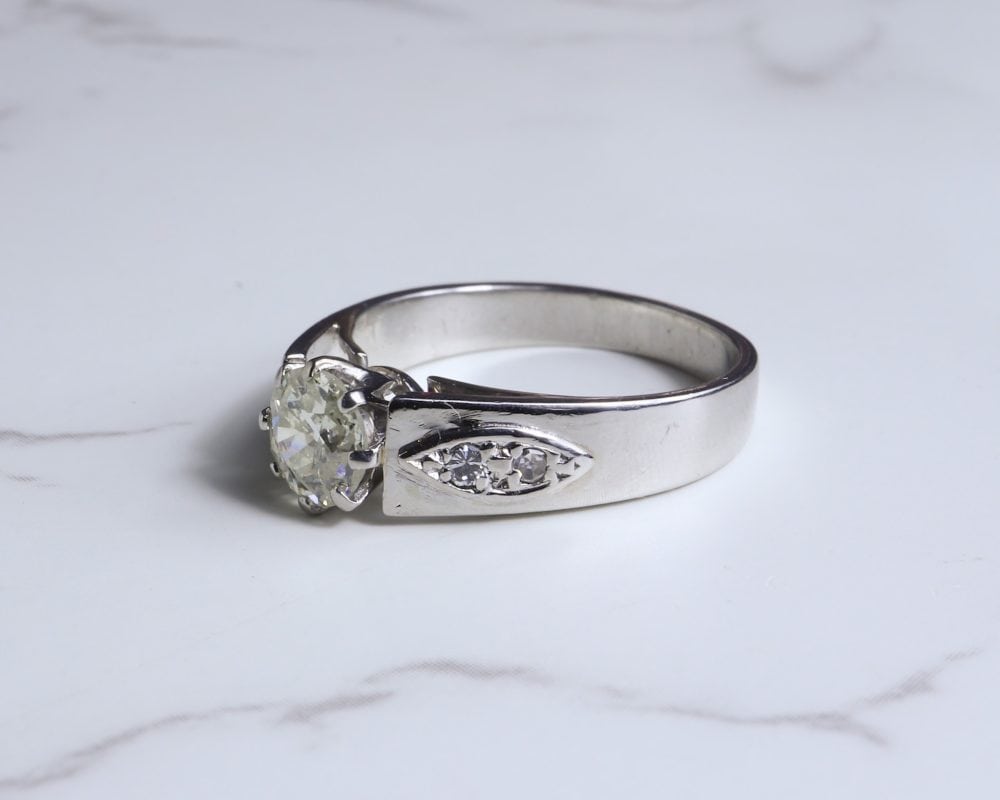 Antique 1930s diamond solitaire 0.75ct in platinum for sale in Leeds, Yorkshire