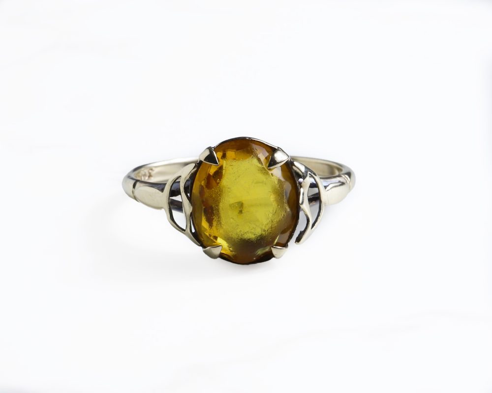 Vintage 9ct gold yellow stone ring for sale in Leeds, Yorkshire