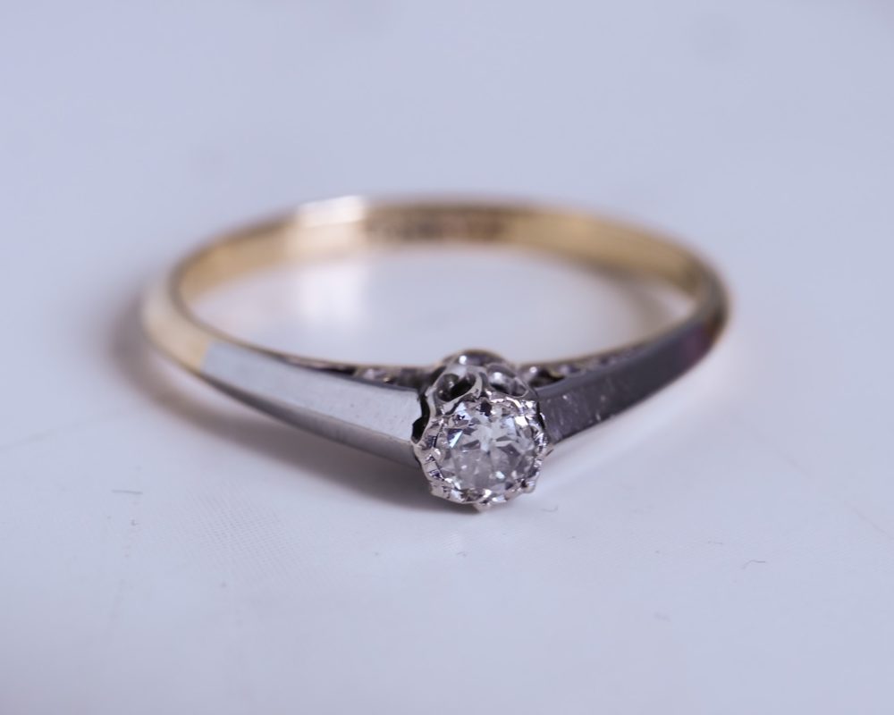 Antique diamond stacking ring in 18ct yellow gold and platinum for sale in Leeds, Yorkshire