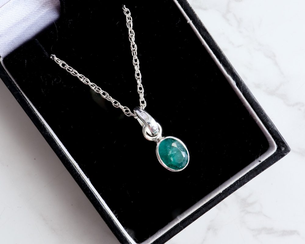 Silver and emerald oval pendant on an 18 inch silver chain for sale in Leeds, Yorkshire