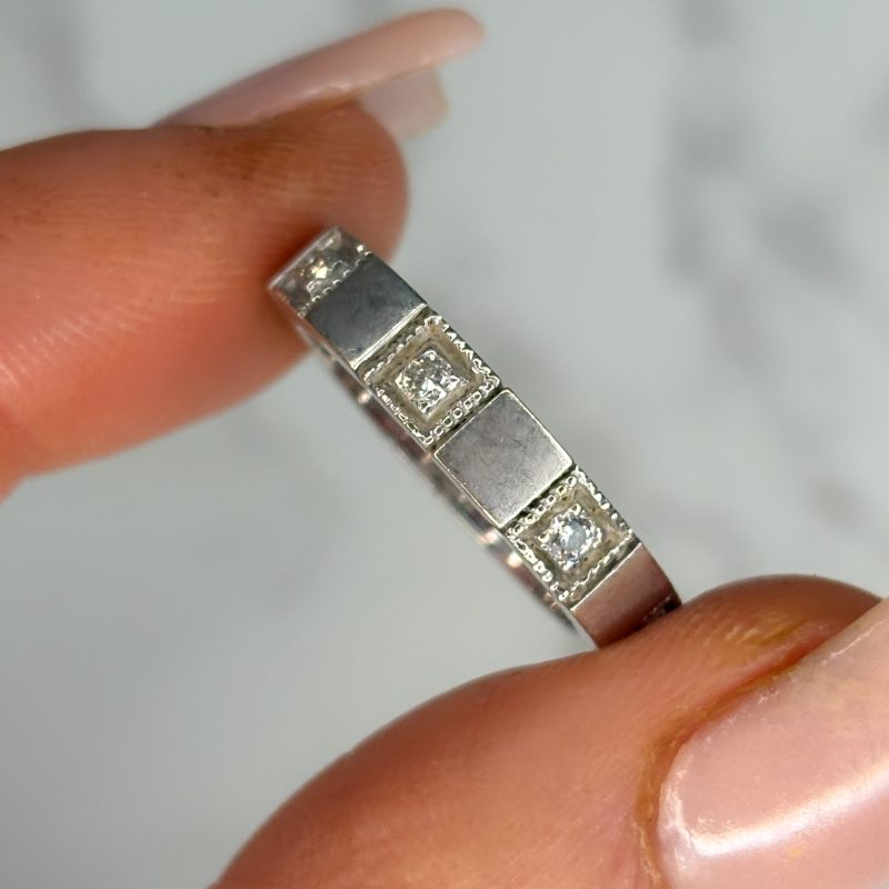 Vintage 18ct white gold and diamond ring for sale in Leeds, Yorkshire