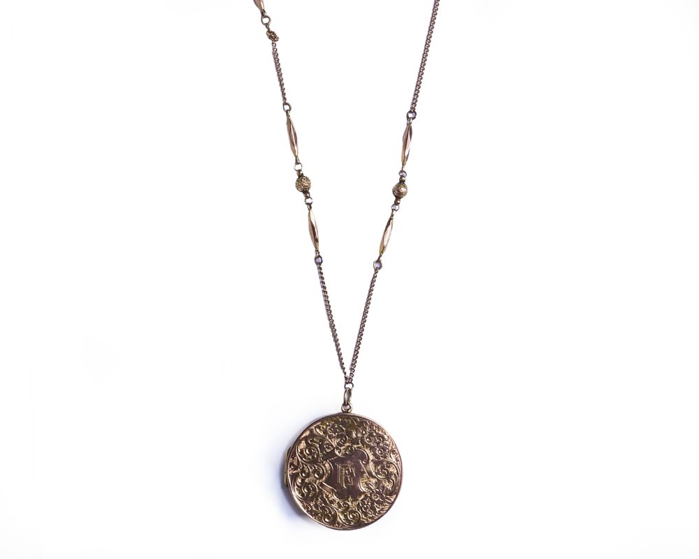 Antique 9ct rose gold locket and chain for sale in Leeds, Yorkshire