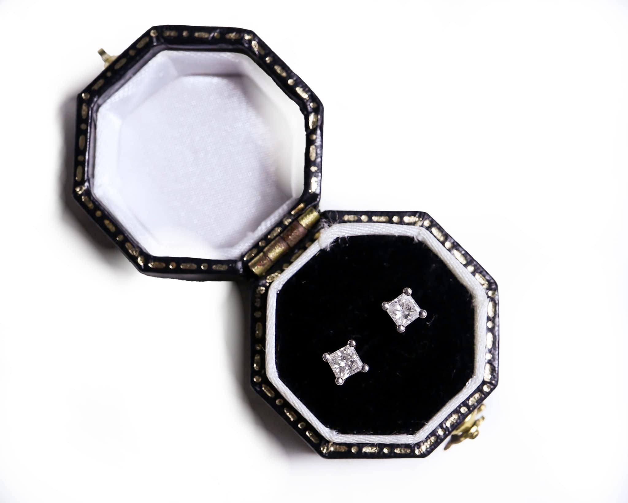 square diamond studs photoshop 2