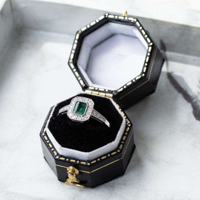 art deco style emerald and diamond ring for sale in Leeds, Yorkshire