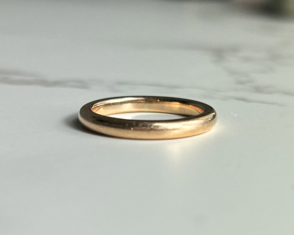 Antique 9ct gold wedding ring dated 1929 for sale in Leeds, Yorkshire
