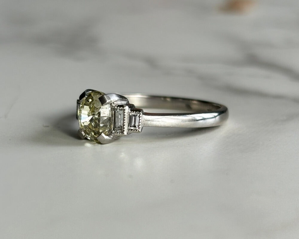 Vintage oval yellow diamond in platinum for sale in Leeds, Yorkshire