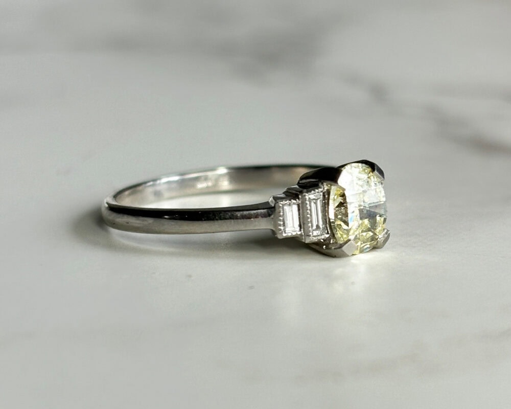 Vintage oval yellow diamond in platinum for sale in Leeds, Yorkshire