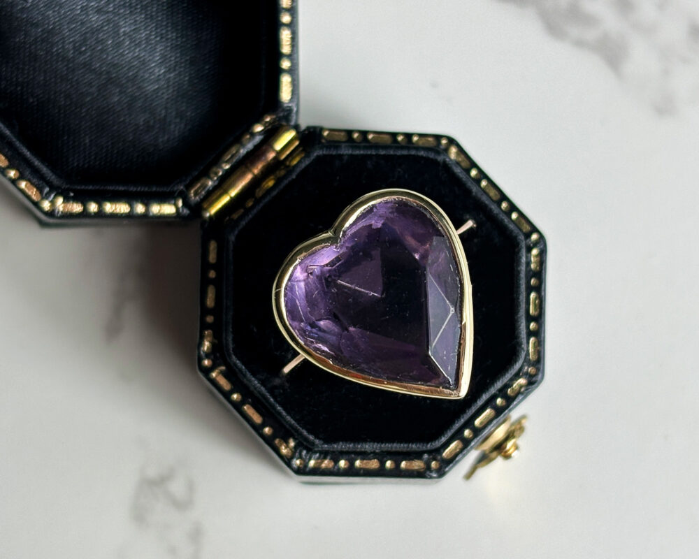 Antique amethyst heart ring in 9ct gold for sale in Leeds, Yorkshire