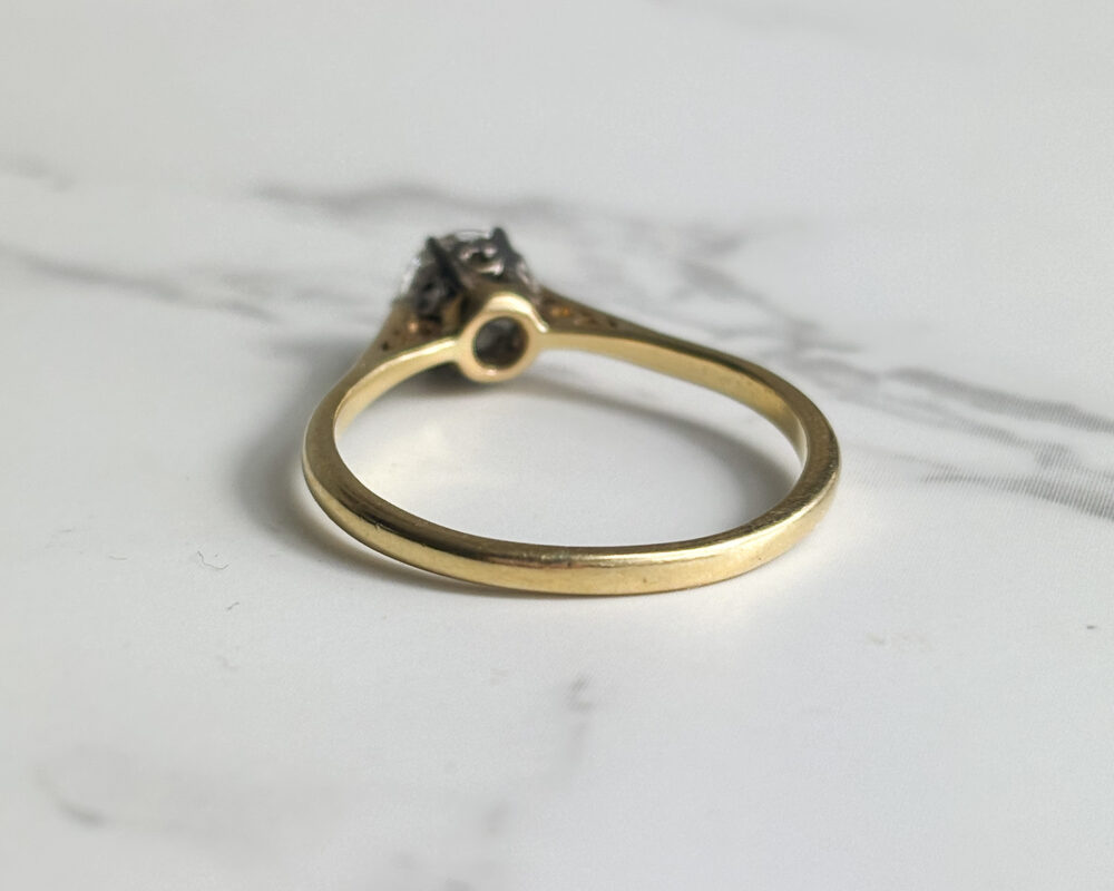 Antique 1920s diamond solitaire ring 0.9ct 18ct yellow gold for sale in Leeds, Yorkshire