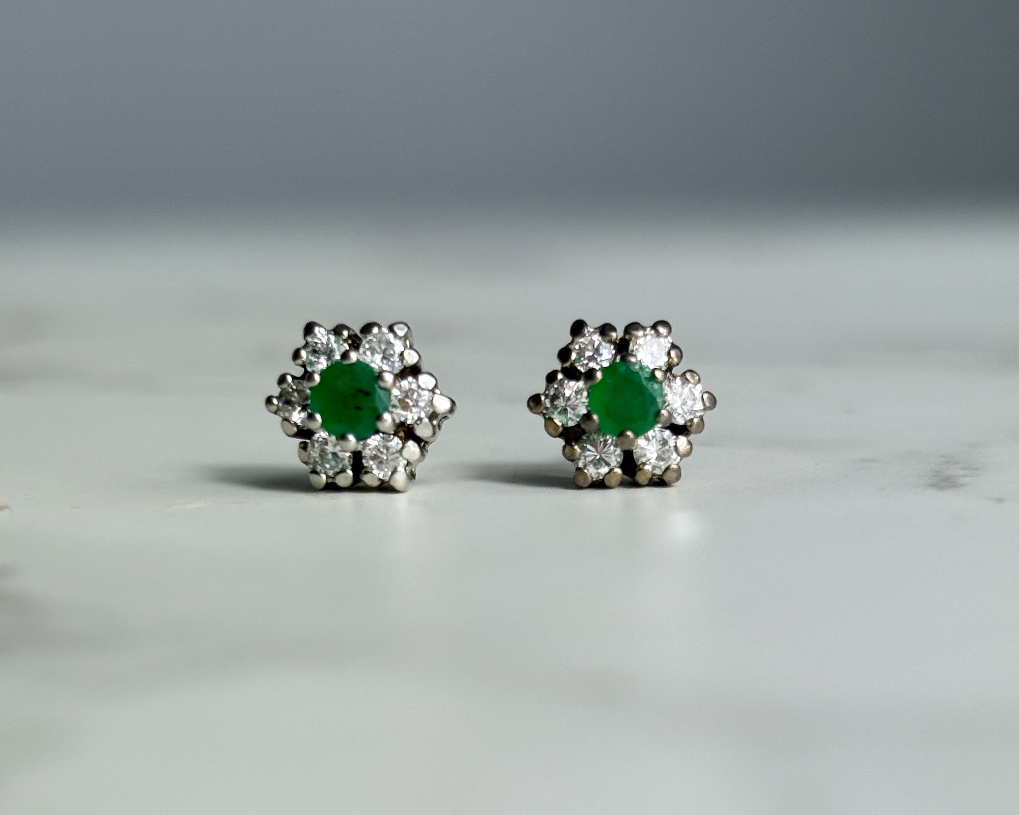 vintage emerald and diamond stud earrings in 14ct white gold